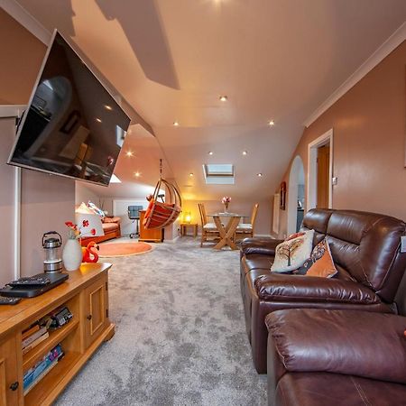 Premium 2Nd Floor 2 Bed Apt Sleeps 4 Adults In Oban Town Esterno foto