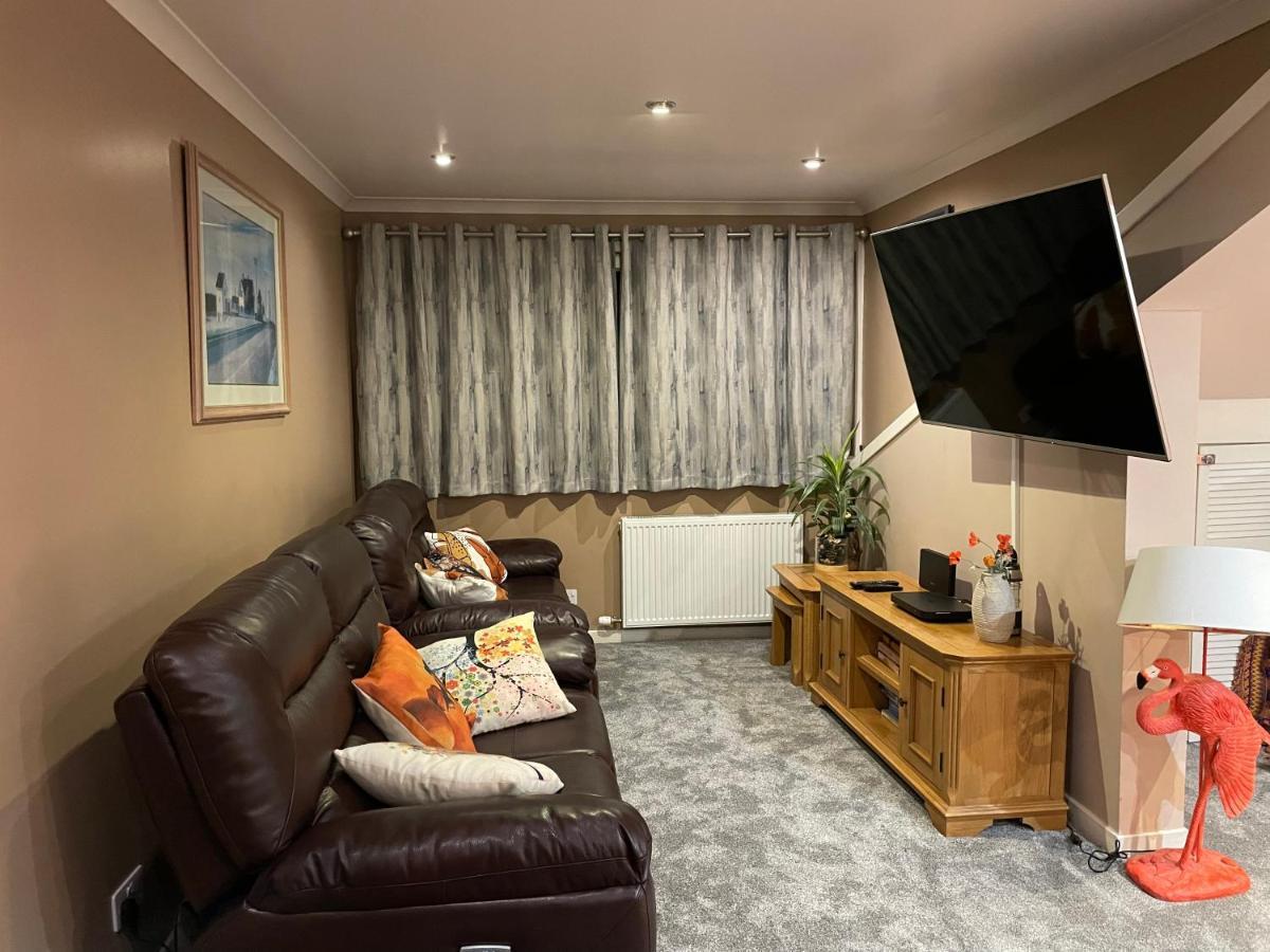 Premium 2Nd Floor 2 Bed Apt Sleeps 4 Adults In Oban Town Esterno foto